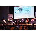 Posiumsdiskussion während des YEY! Symposiums, zu sehen sind von links nach rechts: Gudrun Zöllner, Hayati Kasli, Edona Gashi, Andrea Lindholz, MdB, Staatsminister Joachim Hermann, MdL, Gabriele Leicht, Anita Azap, Tatjana Tichy.